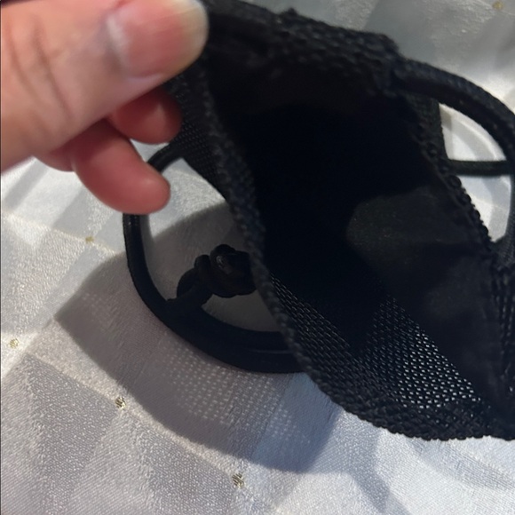 Crossbody Carrier - Picture 4 of 5